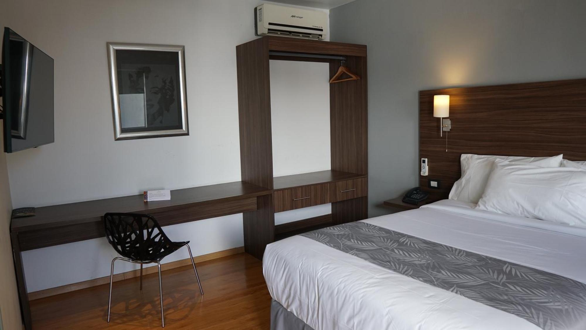 El Hotel Business Class - Zamora Centro Zewnętrze zdjęcie