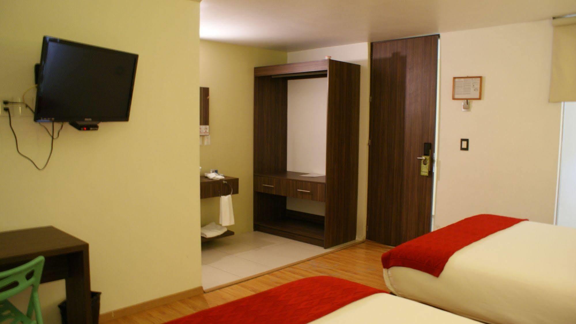 El Hotel Business Class - Zamora Centro Zewnętrze zdjęcie
